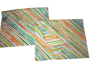 VINTAGE MARTEX STREAMERS ROBERT BURGER RAINBOW (2) STANDARD PILLOWCASES 19X30 - Picture 1 of 6