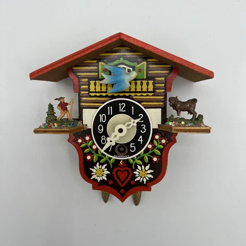 J Engstler Bavarian Lodge Style Miniature Cuckoo Windup Clock Germany Cover