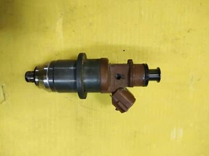 MITSUBISHI CHARIOT MK3 1998 - 2003 FUEL INJECTOR 2.4 GDI 62241 E7T05072 - Picture 1 of 3