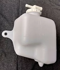 Mitsubishi L200 Triton Pajero Sport Montero Sport Radiator tank reserve overflow - Picture 1 of 12
