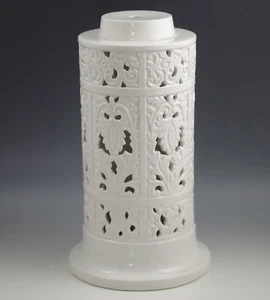 VINTAGE ITALY CERAMIC BLANC DE CHINE LAMP BASE -RETICULATED-PIERCED COLUMN - Picture 1 of 7