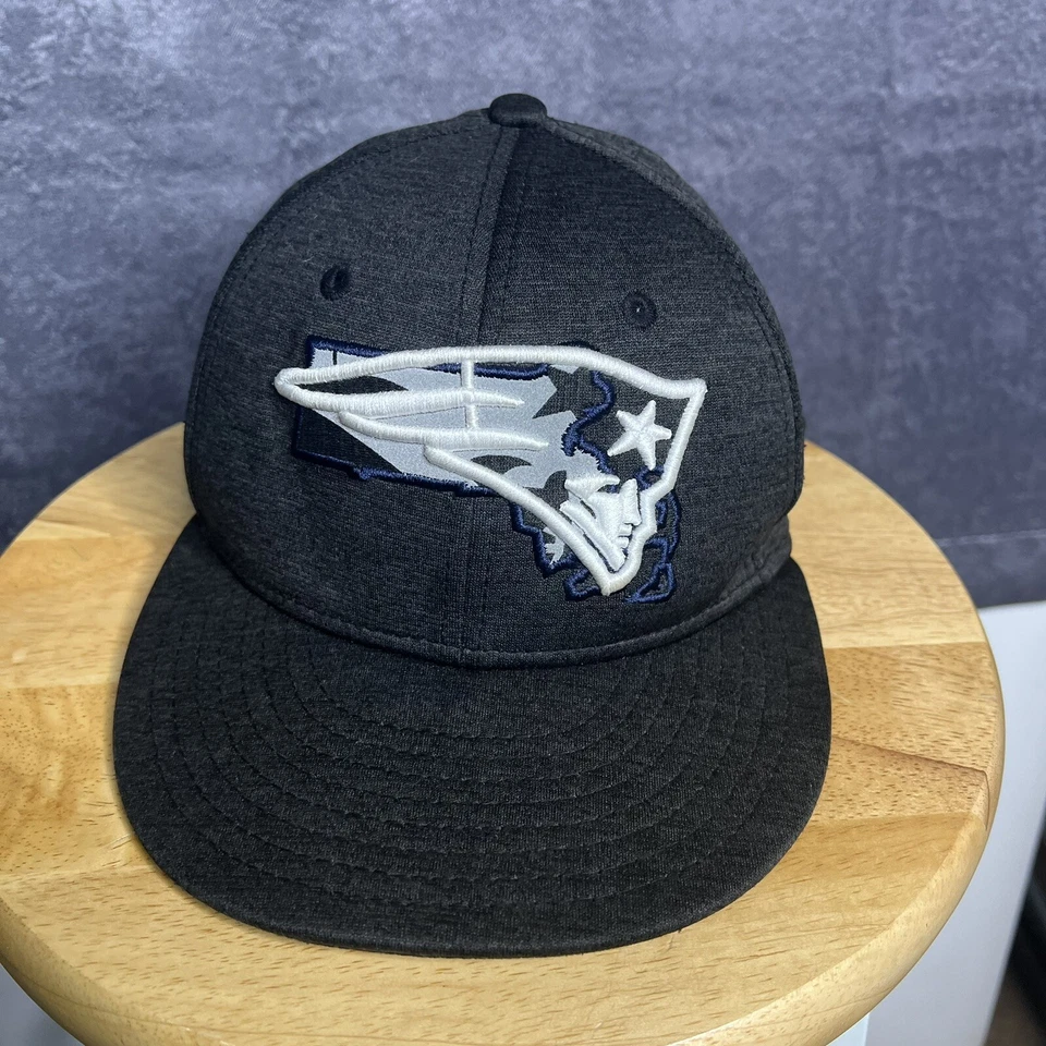 New Era 59fifty New England Patriots Sombrero Ajustado BANDERA REFLECTANTE 7-1/8 Foto 1 de 4