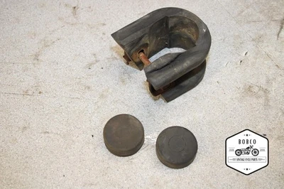 Suzuki TS250 1975 Savage trasero tanque de combustible cojines de goma X6-2603. ABR Foto 1 de 4