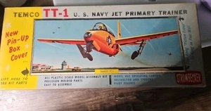 Strombecker vintage 1/42 Temco TT-1. Allenatore primario jet US Navy. Raro - Foto 1 di 6