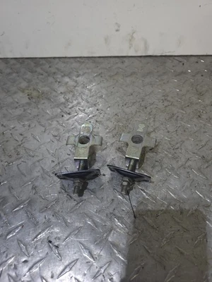 Honda CBR 300r 2015-2022 ajustadores de eje trasero recto de fábrica OEM Foto 1 de 4