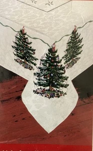 Spode Christmas Tree 60" X 84" Oblong Tablecloth - NEW - Picture 1 of 7