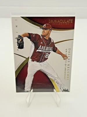 2015 Panini Immaculate Collegiate DALLAS KUECHAL /99 #30 Arkansas Razorbacks - Image 1 of 2