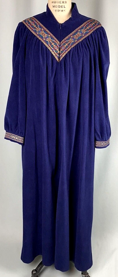 Винтажная ночная рубашка Vanity Fair РАЗМЕР БОЛЬШОЙ синий велюр коттедж 70-е 80-е пальто - Изображение 1 из 4