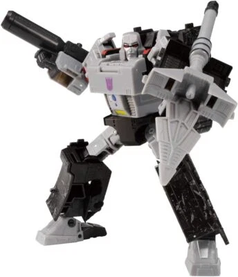  Transformers Earthrise Series ER-13 Megatron  - Image 1 of 4