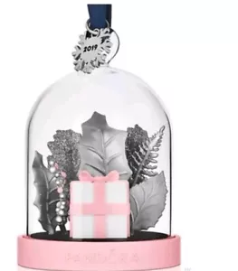 New 2019 Pandora "Winter Wonderland" Collector's Hanging Ornament with Box Xmas! - Picture 1 of 10