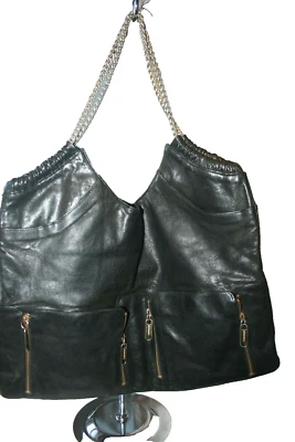 BOLSO DE MANO ALEXIS HUDSON CORREA DE CADENA DE CUERO NEGRO Foto 1 de 4