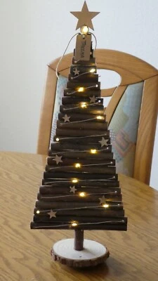 Christmas tree wooden natural willow twigs on log base with 20 lights 33cm - Image 1 of 3