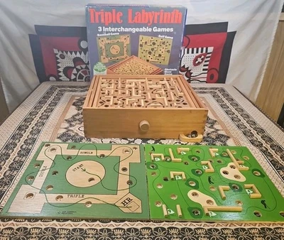 VTG TRIPLE LABYRINTH WOOD MAZE (c)1989/90 CARDINAL Interchangeable Golf/Baseball - Image 1 of 4