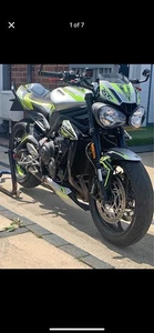 Triumph Street Triple 765R Low - Picture 1 of 24