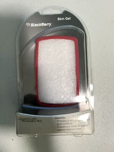 BlackBerry Skin Gel RIM BB9630 / RED /NEW  (A253) - Picture 1 of 2
