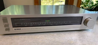 Vintage 1980s 80s Yamaha T-10 AM/FM Analog Stereo Tuner Silver JAPAN JAPANESE - Image 1 of 4