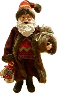 Vintage Weihnachten 12" Weihnachtsmann Figur Mantel Dekor mit warmer Kleidung & Rasche - Bild 1 von 12