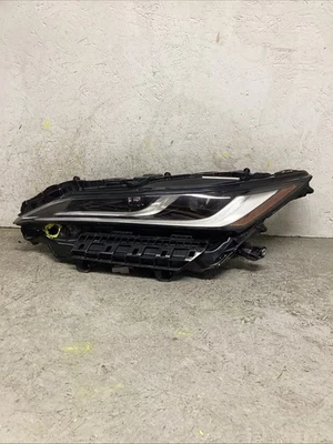 2021-2024 TOYOTA VENZA FARO LADO CONDUCTOR IZQUIERDO PROYECTOR OEM 8115048J30 Foto 1 de 4