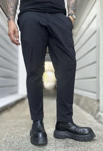 Veilance Dyadic Comp Pant Mens LT Slim Cut Made Canada Size 33 Arcteryx Black - Picture 1 of 19