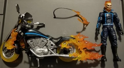 Figura de acción suelta de cómics clásicos Blaze Ghost Rider & Motorcycle de Marvel Legends Foto 1 de 2