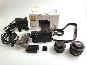 FOTOCAMERA DIGITALE MIRRORLESS NIKON 1 V1 + OBIETTIVO NIKKOR 10mm + NIKKOR 10-30 - Imagen 1 de 7