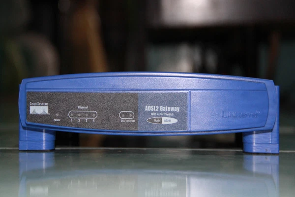 Linksys by Cisco AG241 ADSL2 Gateway Router with 4-Port Switch - Bild 1 von 1