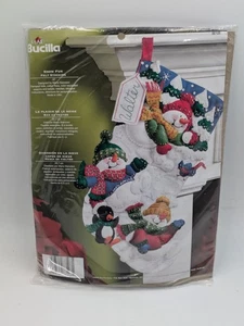 NUEVO Kit artesanal de medias de Navidad de fieltro Bucilla HL86108 'Snow Fun' 18" de longitud - Imagen 1 de 5