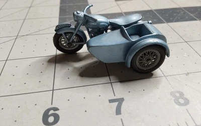 Matchbox Regular Wheels No 4 Triumph T110 Motorcycle w Sidecar - Image 1 of 4