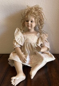 Pat Thompson Vlasta „Annie“.  23" handbemaltes Zuchtglas 229/1000 1988 - Bild 1 von 14