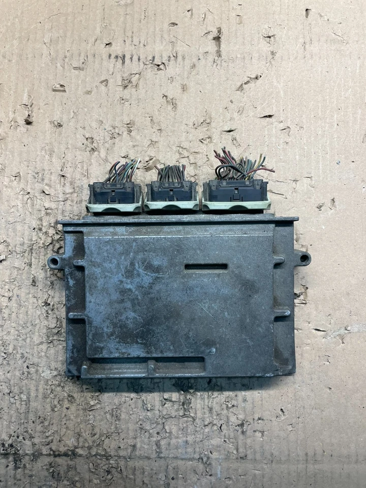 2011 Lincoln Town Car Computer Engine Control ECU ECM EBX Module U1706 DG - Image 1 of 4