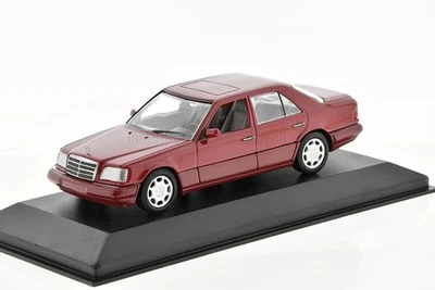 MERCEDES E220 Saloon W124 Imperial Red 1993 1/43 MINICHAMPS 430033502 - Image 1 of 4