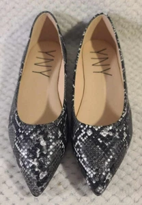 YOSI NEW YORK YNY Lexington Denise Black Snake Flat NEW Woman Size 8 - Picture 1 of 8