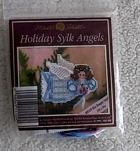 Mill Hill Holiday Sylk Blue Bouquet Angel Kit MHAS9 - Picture 1 of 2