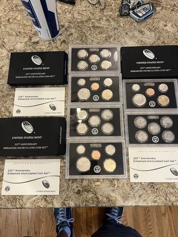 2017-S US Mint 225th Anniversary Enhanced Uncirculated Coin Set (Lot Of 3) Cover