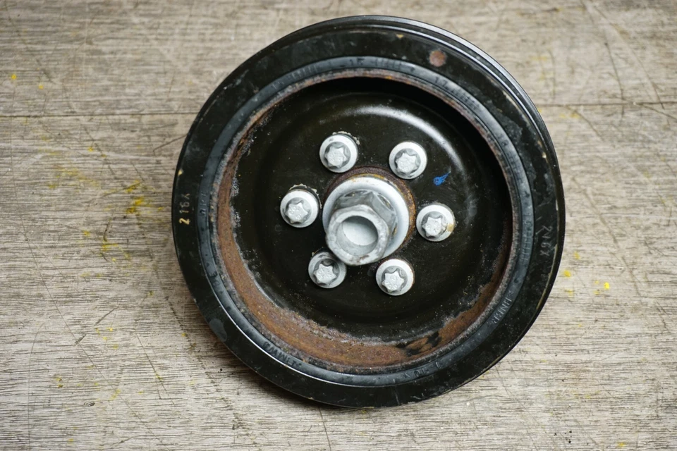 BMW 228I XDRIVE F23 2015-2016 2,0 L cigüeñal vibraciones amortiguador polea 76 k OEM Foto 1 de 4