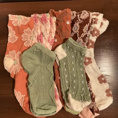 Paquete (7 pares) paquete de calcetines florales personalizados para mujer talla 5-8 Foto 1 de 4