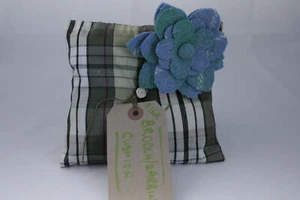Callabus Andra Silk earring & brooch display/storage ~ 100% Silk ~ green check - Picture 1 of 2