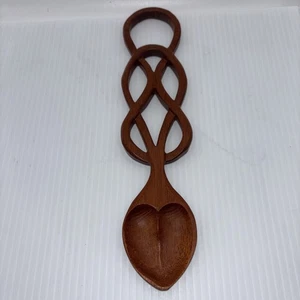 Handgeschnitzter Liebeslöffel aus Holz keltisches Design PB Maker Mark - Bild 1 von 5
