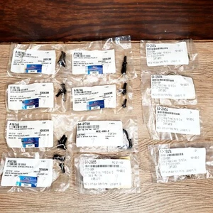 1930 1931 FORD Cowl Screws A16746 CORBIN HOSE CLAMP HOOD CLIP SET MAC ANTIQUE - Imagen 1 de 10