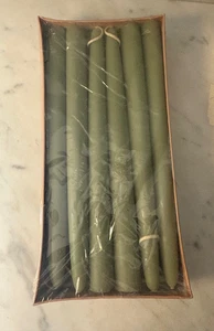 Williamsburg Candles Handcrafted Wythe Green Taper 7/8" x 10" Box of 12 No Scent - Picture 1 of 5