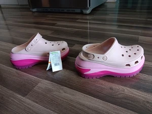 crocs mega crush matte pink Mens SZ 7 women SZ 9  clogs 210749 6WS NWT - Picture 1 of 10