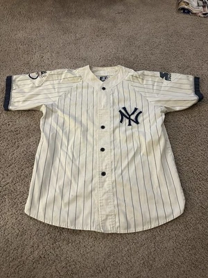 Camiseta de béisbol vintage de los New York Yankees de los años 90 Foto 1 de 4