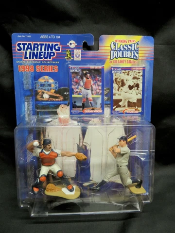 Thurman Munson and Yogi Berra, 1998 Starting Lineup Classic Doubles, NY Yankees Cover