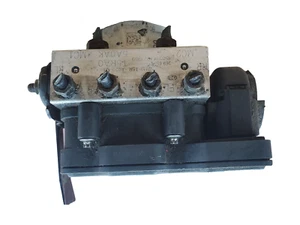2015-2016 Honda Fit ABS Anti Lock Brake Pump Module 57110-T5R-A020-M1 OEM - Picture 1 of 12