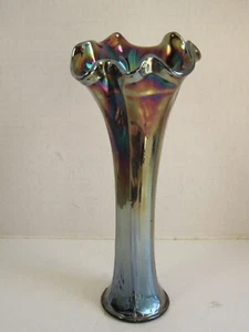Antique Fenton Butterfly Berry Black Amethyst /Purple Carnival Glass Vase - Picture 1 of 5