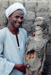 Vintage Found Color Photo Egyptian Man Holding Human Remains Portrait #38