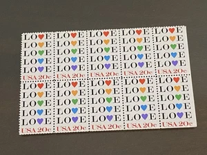 USA 20 Cent Block of 8 LOVE Stamps MNH - Picture 1 of 2