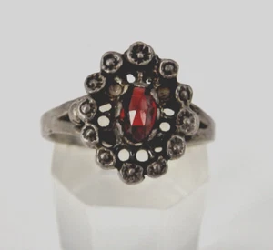 Joyería tradicional anillo marco de flores con granate plata alrededor de 1925 (97446) - Imagen 1 de 6