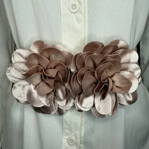 Nude statement satin double flower wide elastic waistband belt - Picture 1 of 8