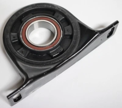 2007 - 2015 Dodge Freightliner Mercedes Sprinter 2500 3500 Driveshaft Support  - Image 1 of 2